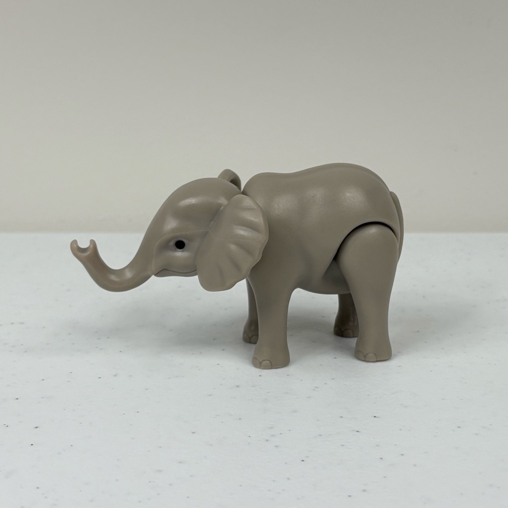 McDonald’s Playmobil Baby Elephant Safari Jungle 2024 Wiltopia Movable Animal